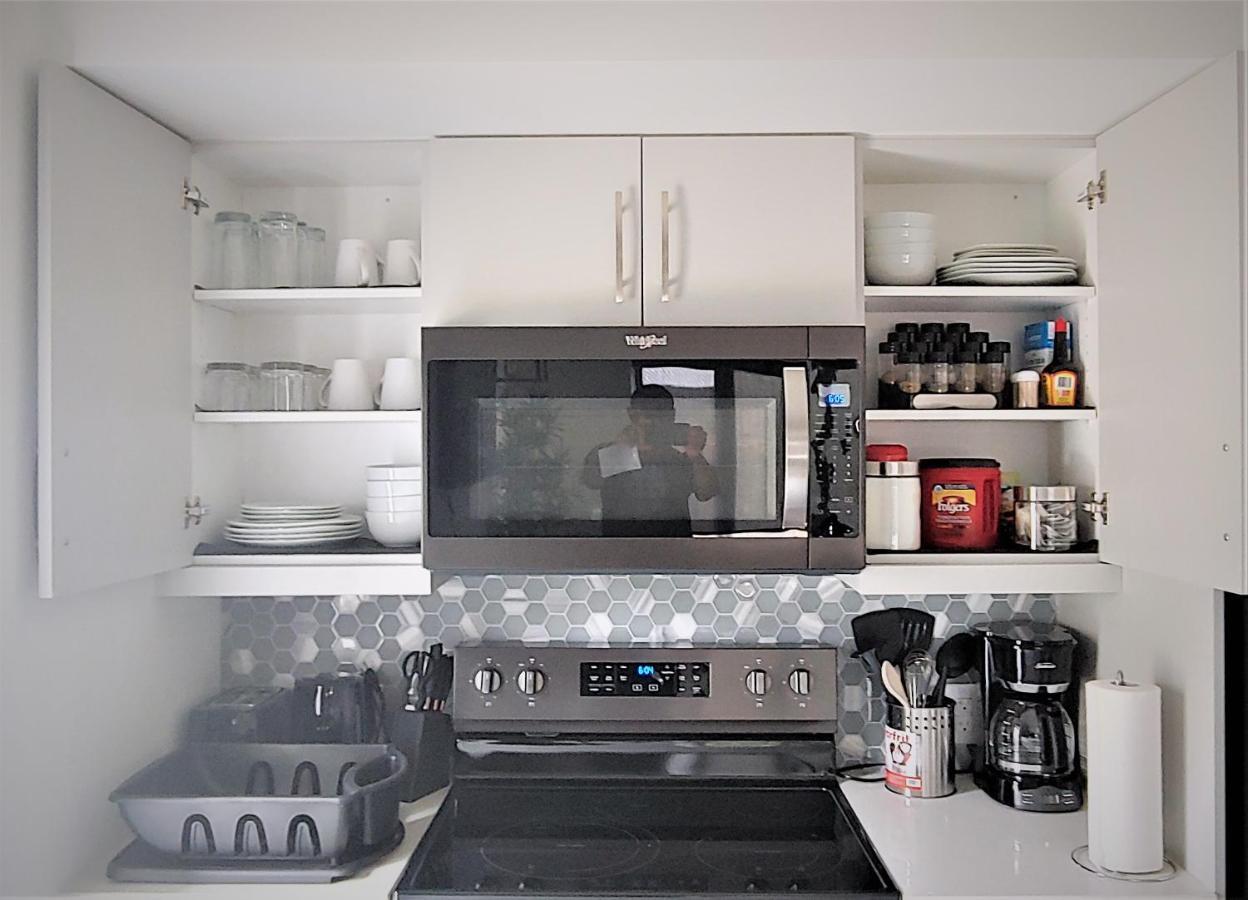 Serene 2 Bedroom Condo With Balcony And Lakeview Winnipeg Extérieur photo