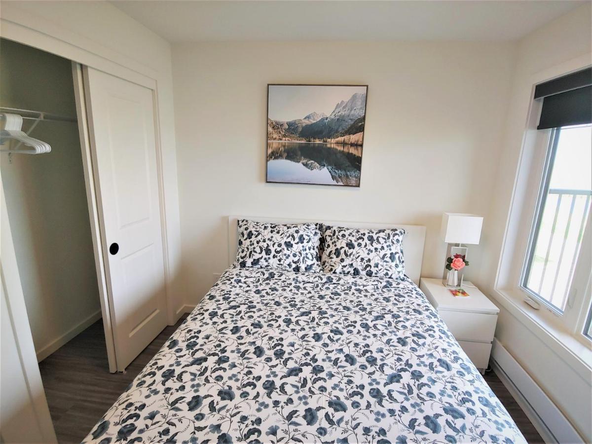 Serene 2 Bedroom Condo With Balcony And Lakeview Winnipeg Extérieur photo
